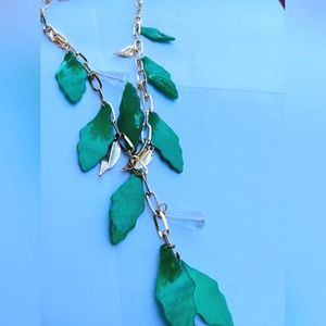 NEW YORK AND COMPANY NECKLACE